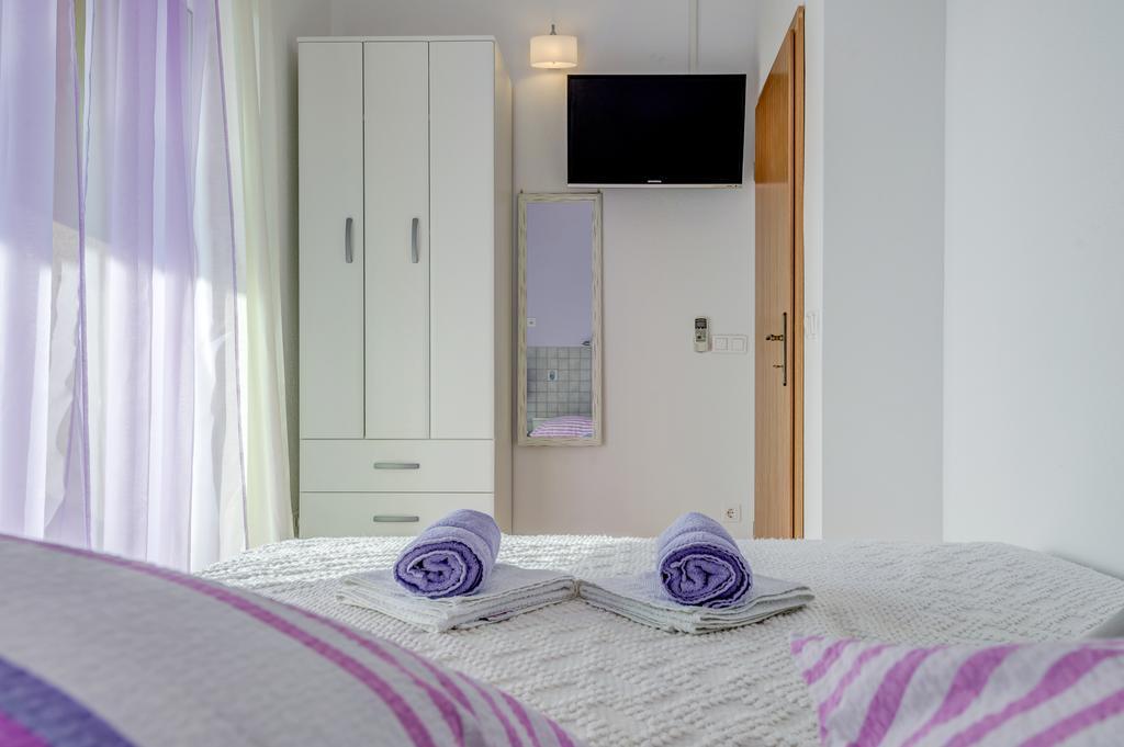 Holiday Home Mirna Vala Sevid Exterior photo